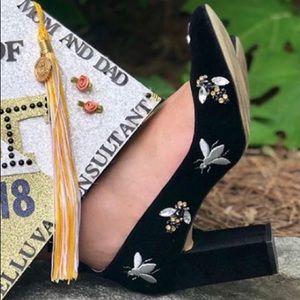 Bumble Bee Black Suede Pumps